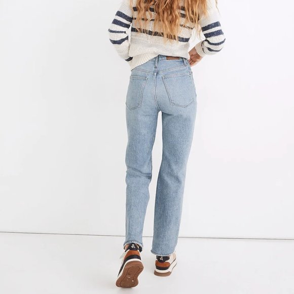 Madewell The Perfect Vintage Straight Jean in Reinhart Wash - Picture 2 of 7